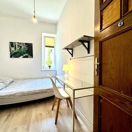 Tanie Pokoje W Centrum Sopotu Rum i privatbostad *