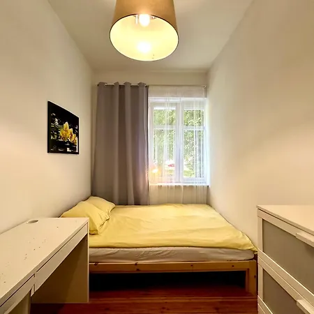 Tanie Pokoje W Centrum Sopotu Rum i privatbostad *
