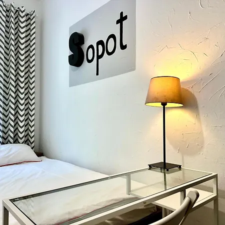 Tanie Pokoje W Centrum Sopotu * סופוט